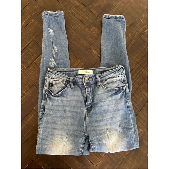 Kancan Medium Wash Distressed Skinny Jeans Midrise Size 5 or 26 Classic 5 Pocket - Picture 2 of 6